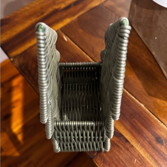 Green Wicker Christmas Tree Decor - Picture 2 of 3